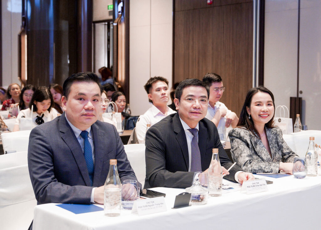 HỘI THẢO CẬP NHẬT ỨNG DỤNG TÍN HIỆU SINH HỌC THẾ HỆ MỚI BIOSOME TRONG PHỤC HỒI THƯƠNG TỔN DA VÀ NANG TÓC